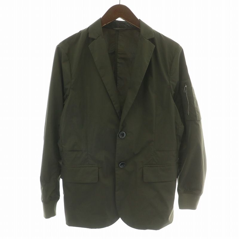 エンポリオアルマーニ EMPORIO ARMANI スリーブポケット