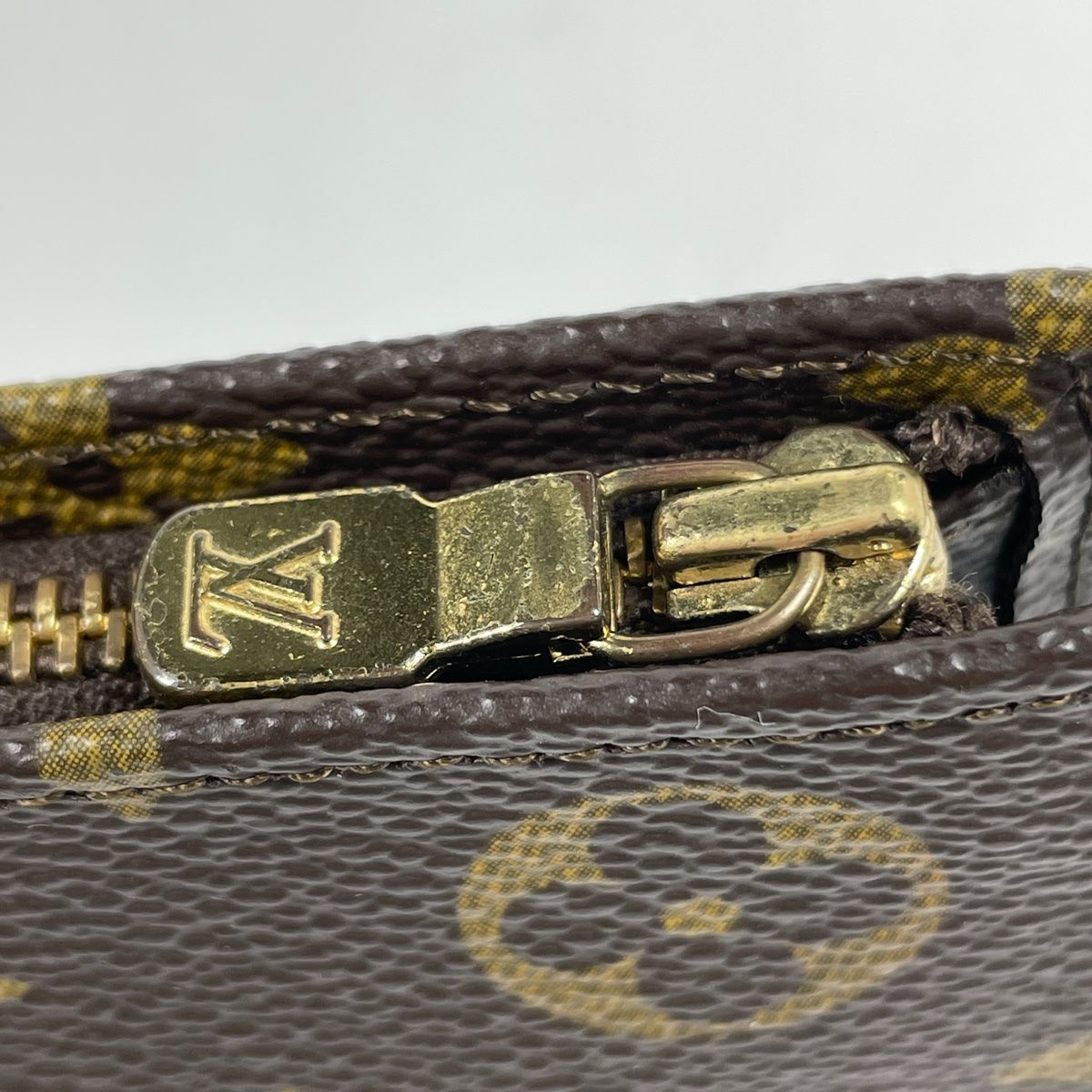 ルイ・ヴィトン Louis Vuitton ポシェット コンパクト ツール メイク コスメ 小物入れ 化粧ポーチ モノグラム ブラウン M51970  レディース 【中古】