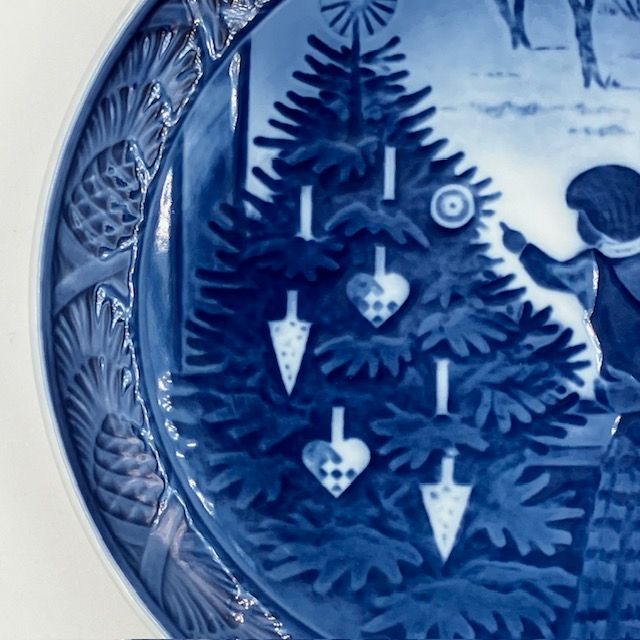 ロイヤルコペンハーゲン イヤープレート 1981年 「Admiring the