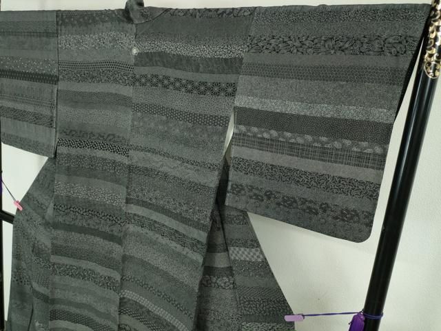 平和屋着物●寺山存男　江戸小紋　百柄　黒地　正絹　逸品　AABH4678fy 平和屋本店□極上 伝統工芸士 寺山存男 江戸小紋 百柄 黒地 逸品 未