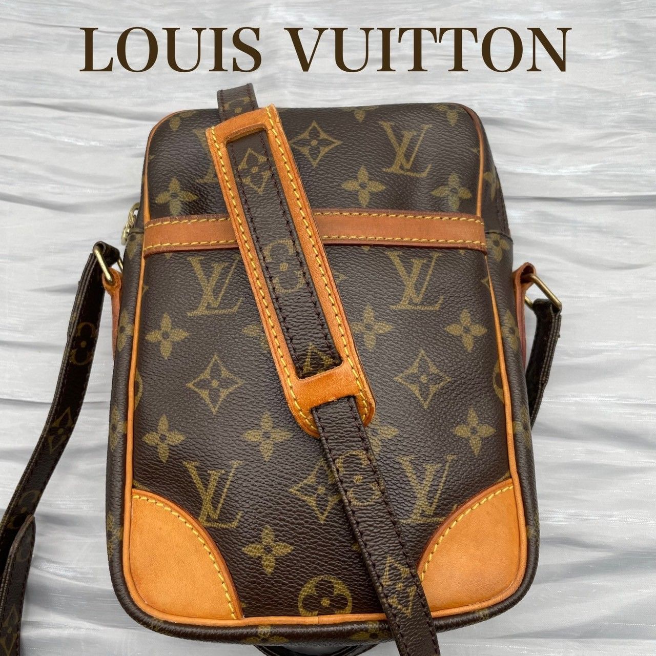 美品 LOUIS VUITTON ルイヴィトン ダヌーブ モノグラム M45266 ショルダーバッグ ポーチ 人気 定番 - メルカリ