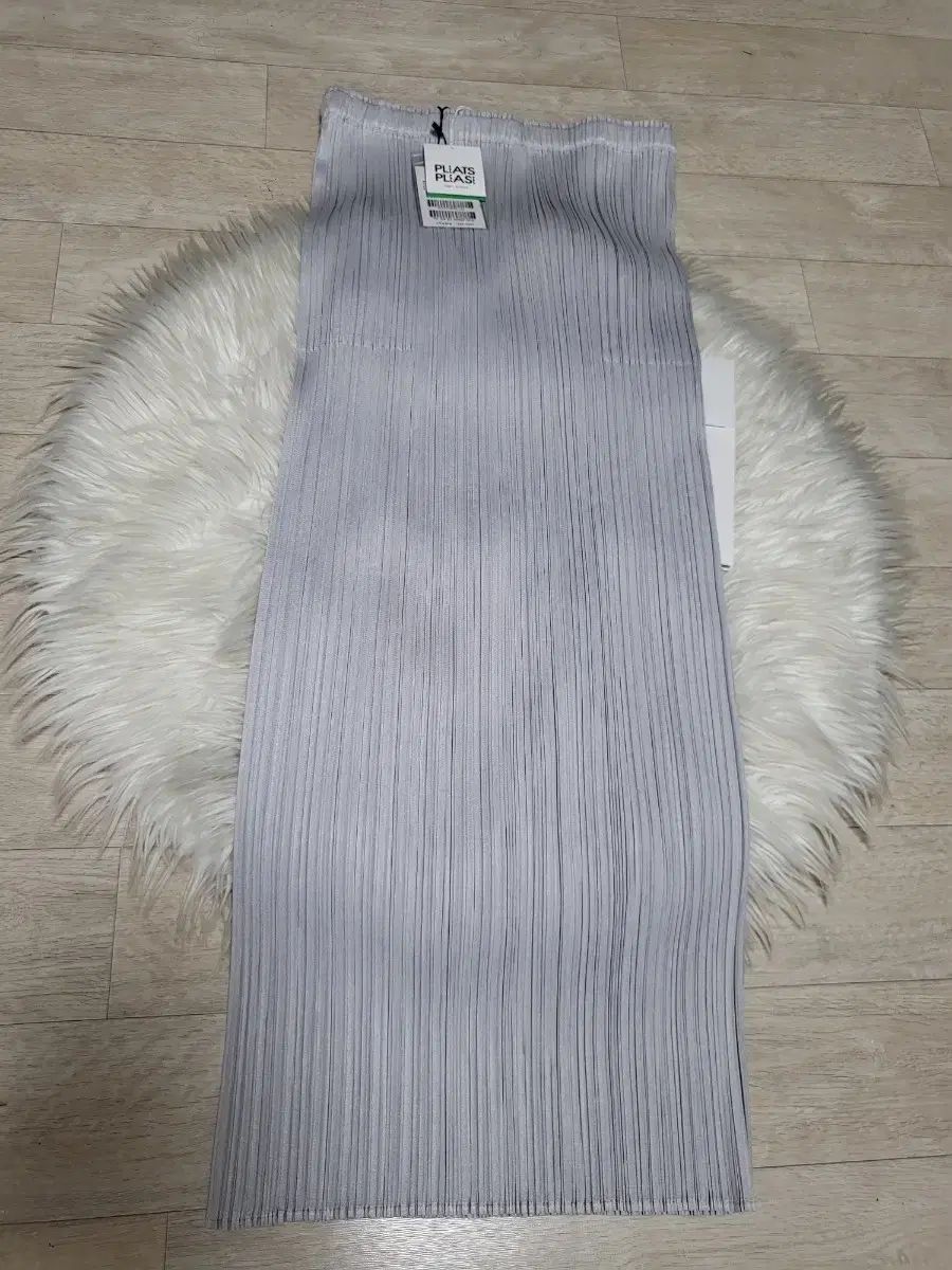 PLEATS