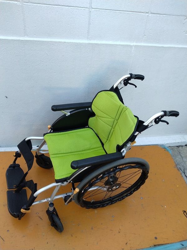 送料無料 一部地域を除く 自走式車椅子 ネクストコア NEXT-21B KM-25-0902-10