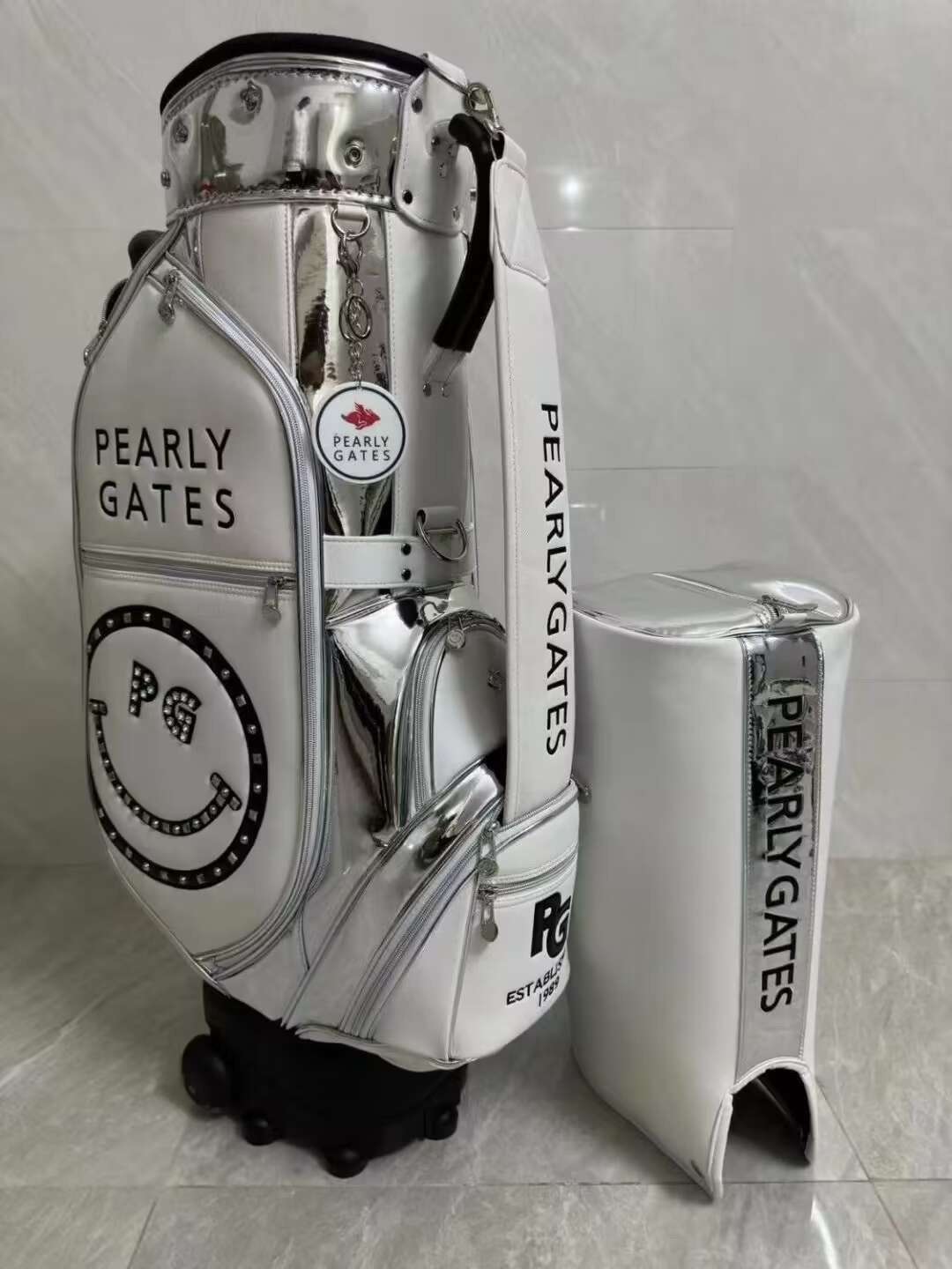 パーリーゲイツ ゴルフ 韓国モデル キャスター型 キャディバッグ 