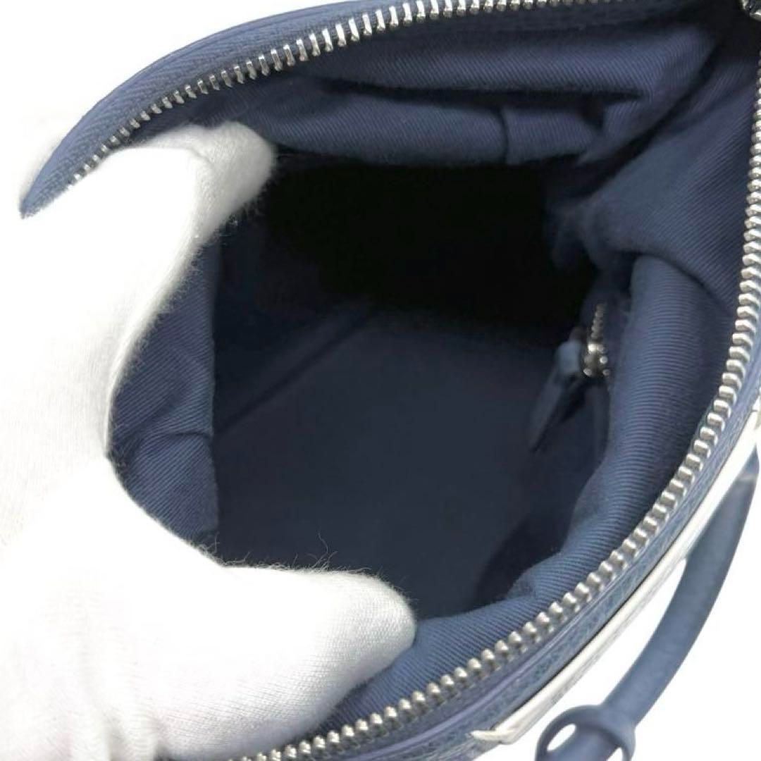 メゾンマルジェラ　5AC ミニ　2way ショルダーバッグ　ブルー　3805 メゾンマルジェラ 5AC ミニ 2way ショルダーバッグ ブルー 3805 - メルカリ