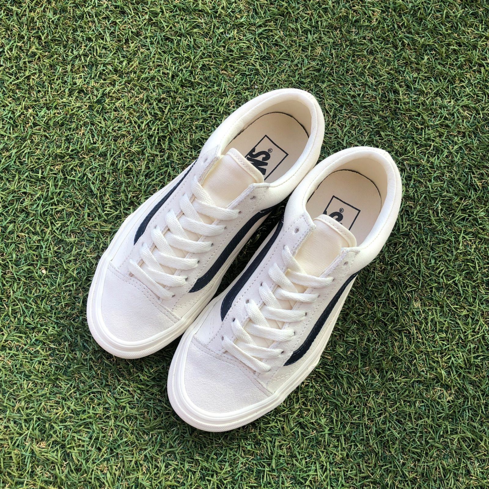 美品22US企画！VANS STYLE 36 ヴァンズ スタイル36 HT585 - メルカリ