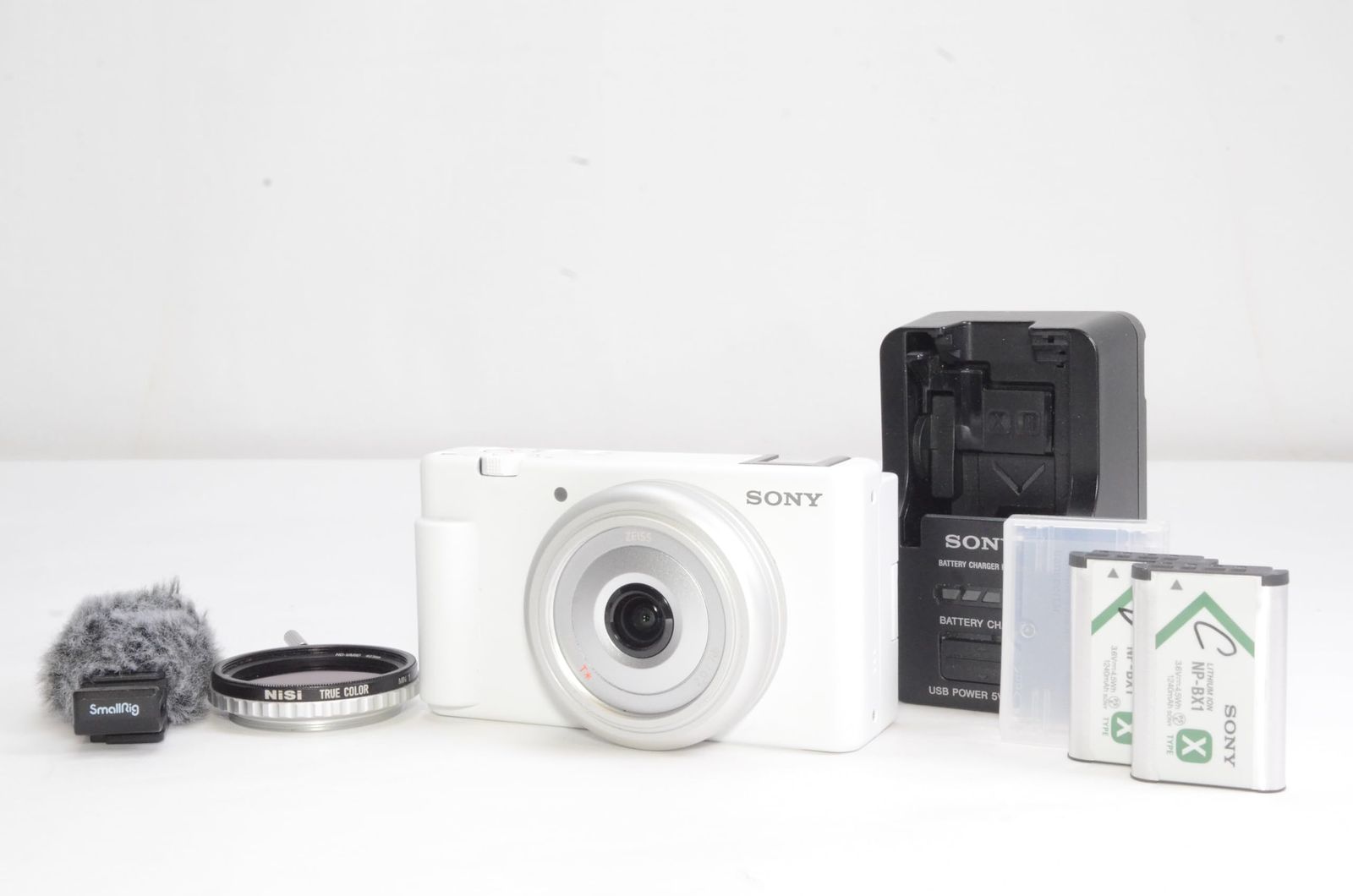ソニー | Vlog用カメラ | VLOGCAM ZV-1F ホワイト | ZV-1F W