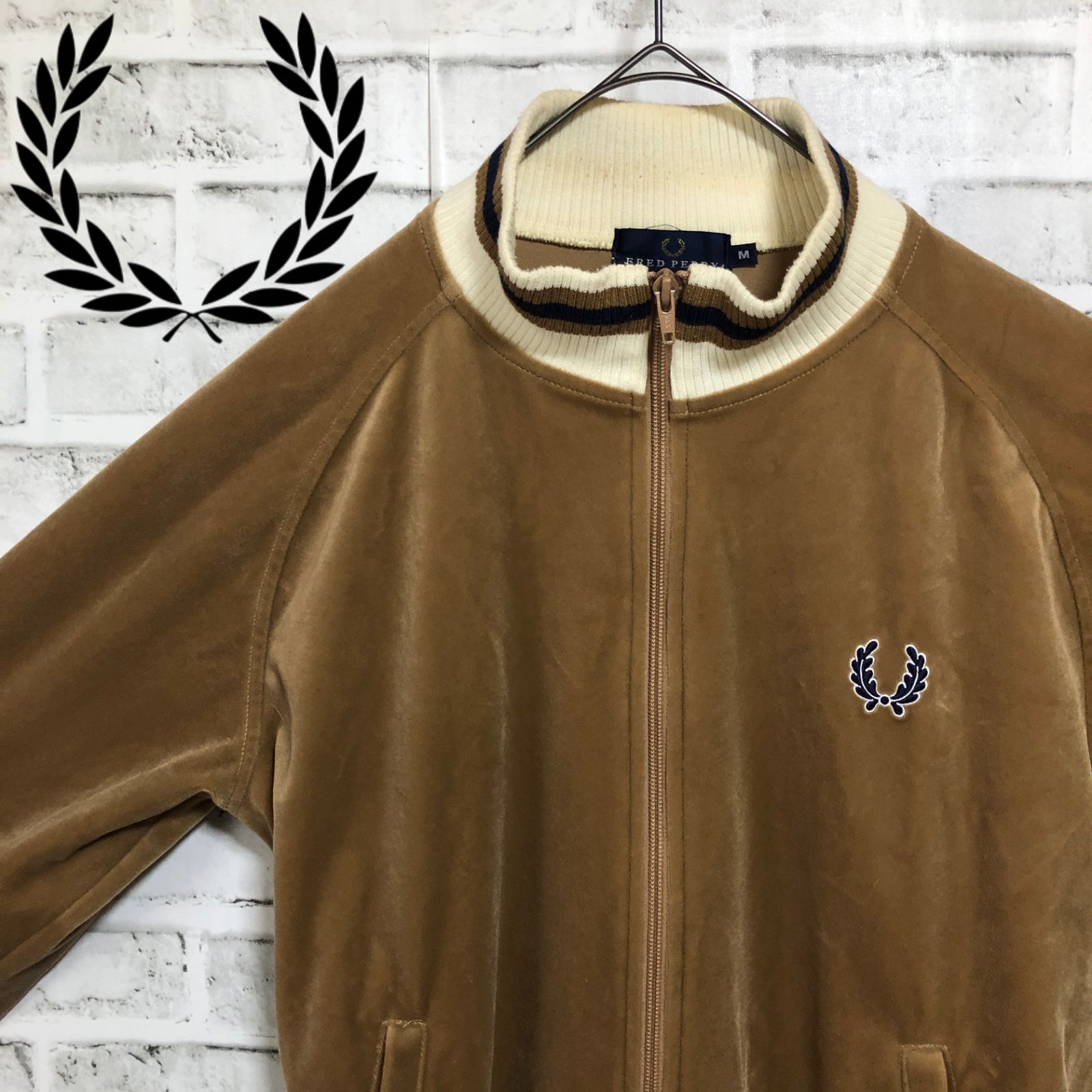 フレッドペリー ベロア トラックジャケット ジャージ ベージュ 刺繍 M Fred Perry⭐️トラックジャケット/ジャージ M 刺繍トレファイル
