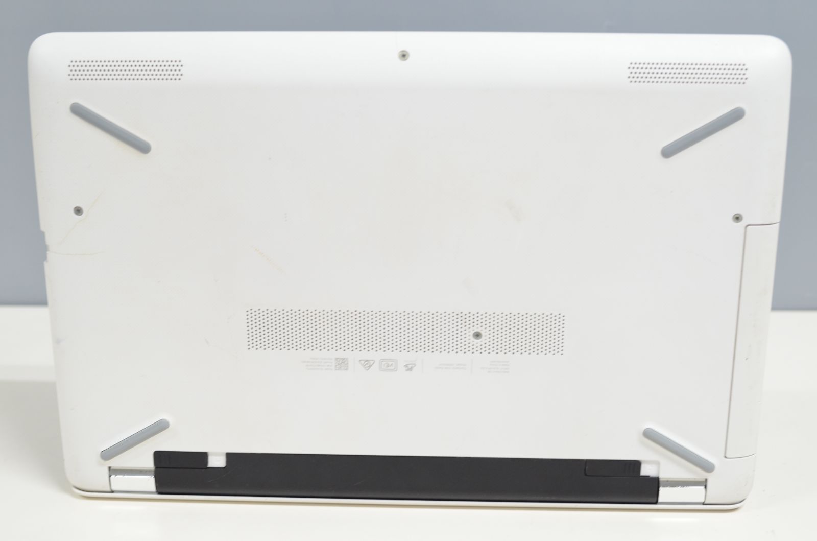 HP 15-bs005TU ノートパソコン 中古訳アリノートパソコン Windows11+