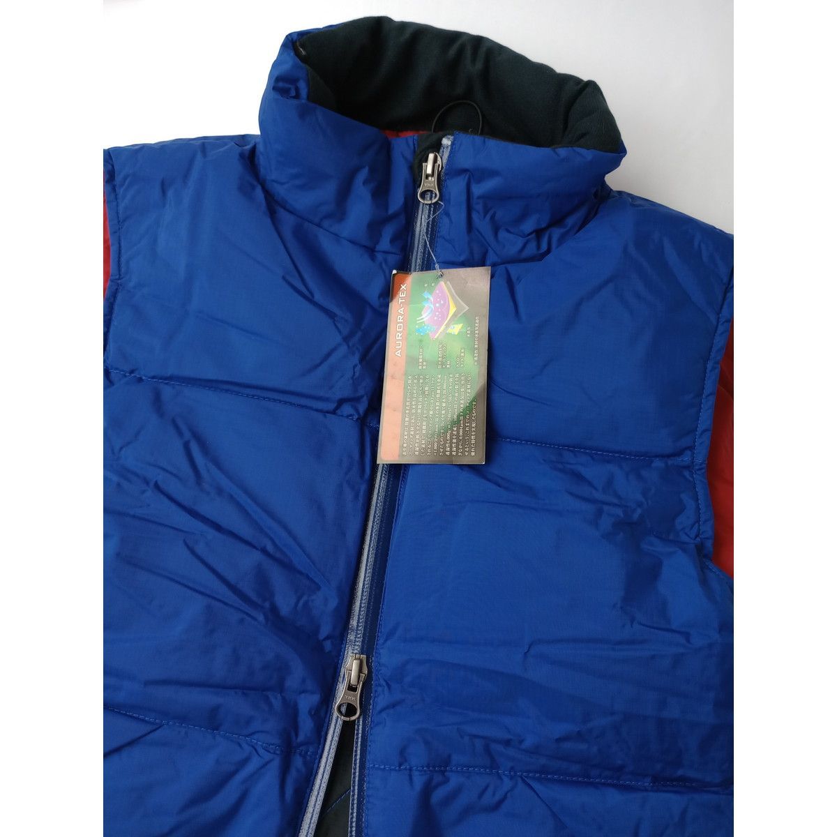 新品未使用✨️❖33℃❖ダウンフェザー入 ボンディングベストM MUNSING WEAR マンシングウェア フード付き ダウンベスト レッド