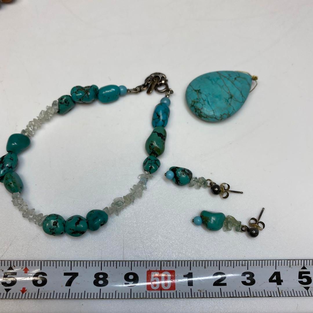 ターコイズネックレス