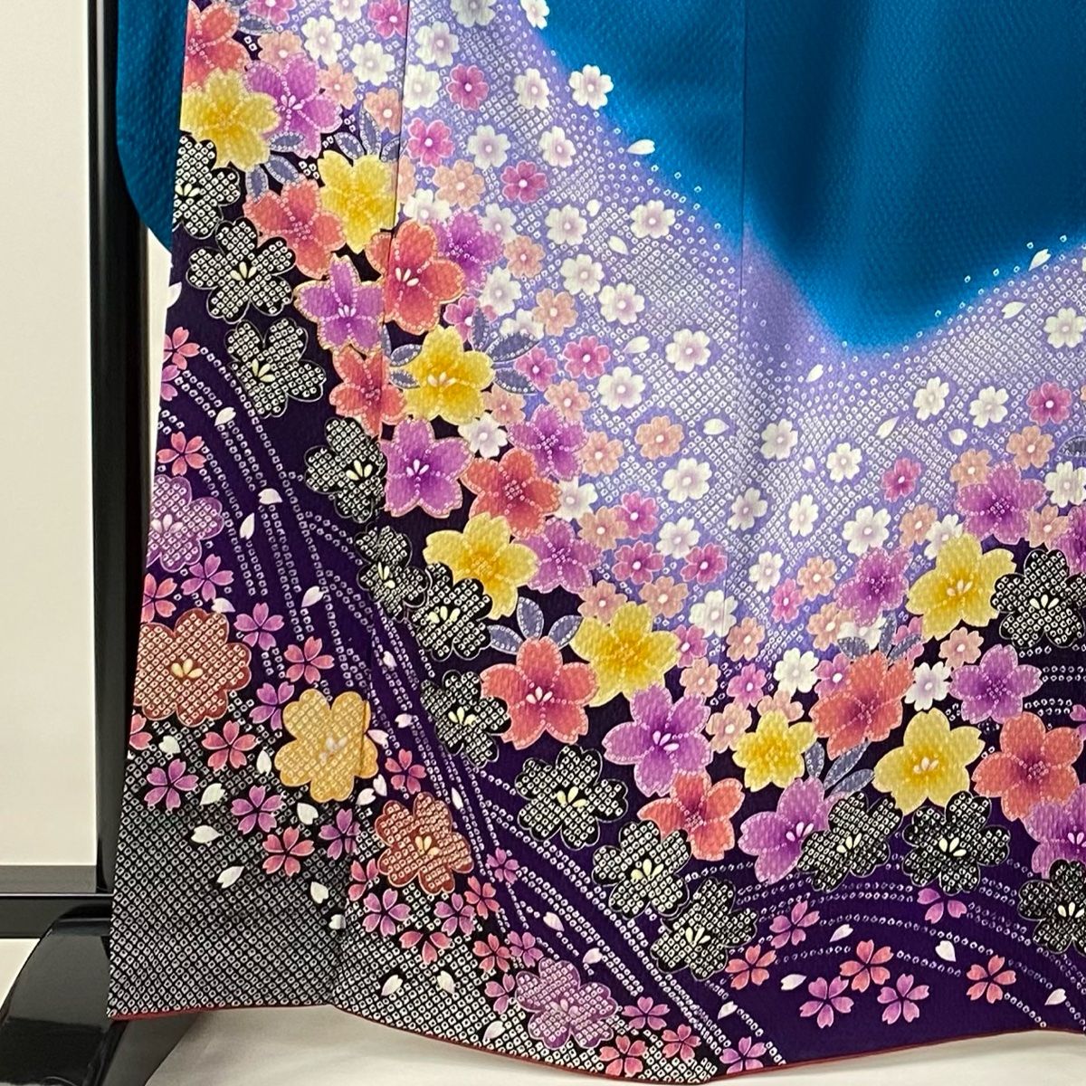 振袖 身丈164.5cm 裄丈68cm L 袷 桜 疋田 金糸 染め分け 青緑 正絹