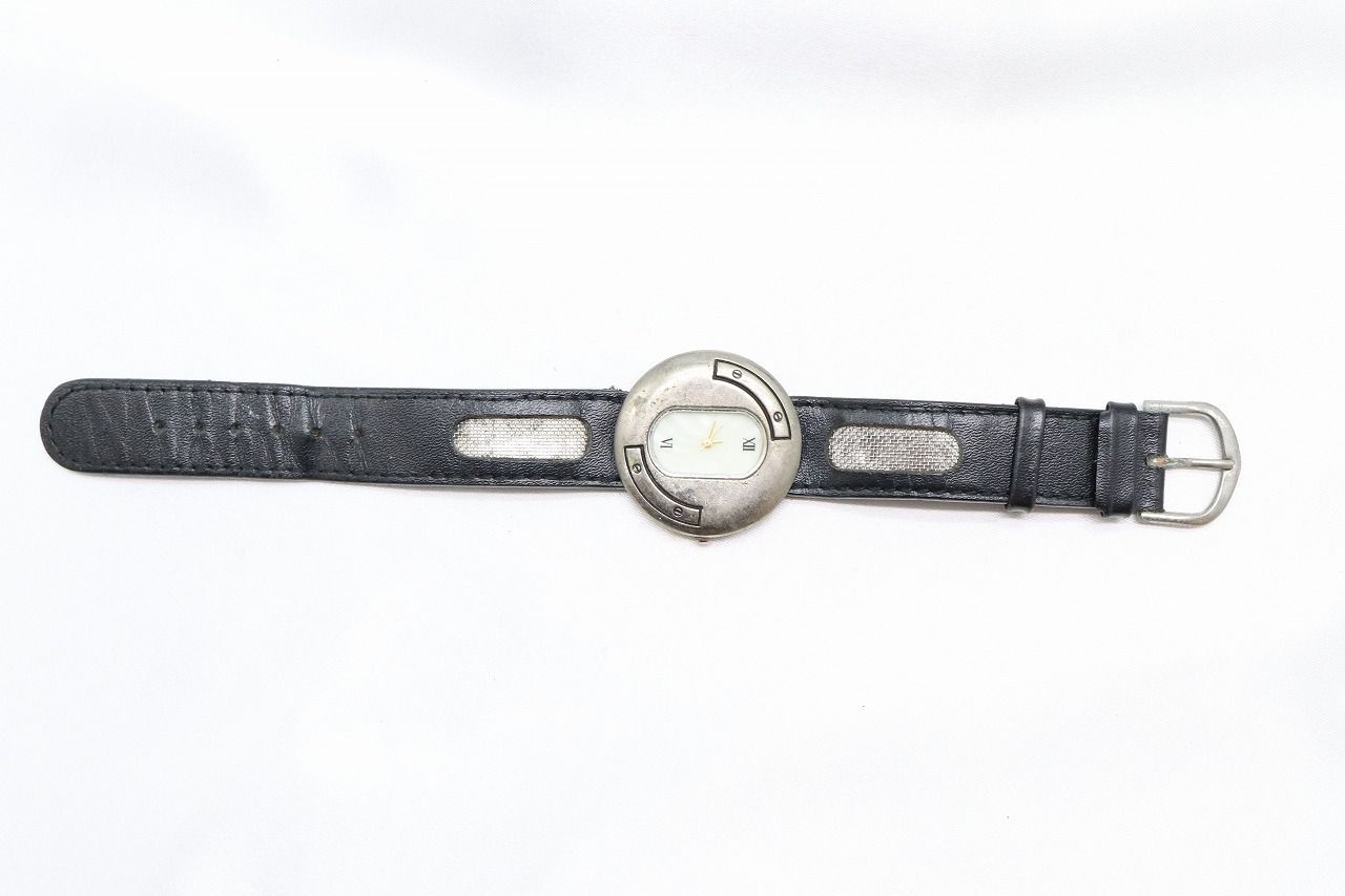 珍品 未使用 AUDI シェル文字盤 QZ 電池交換済 純正SSベルト 腕時計 GUCCI グッチ 腕時計 レディースウォッチ シェル文字盤 リザード