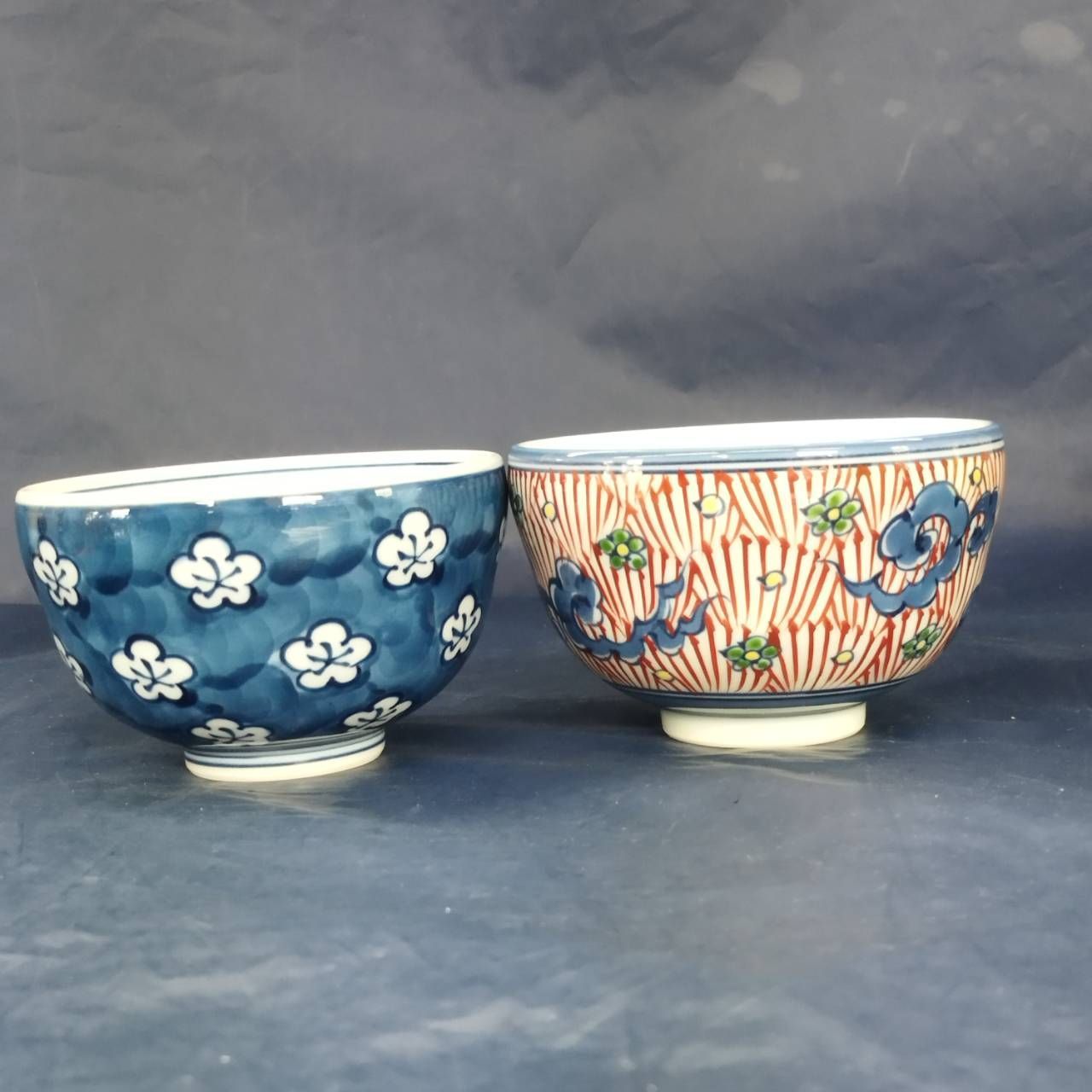 源右衛門窯 古染風梅紋 赤絵雲花紋 飯碗 茶碗 お椀 有田焼 源右衛門 源