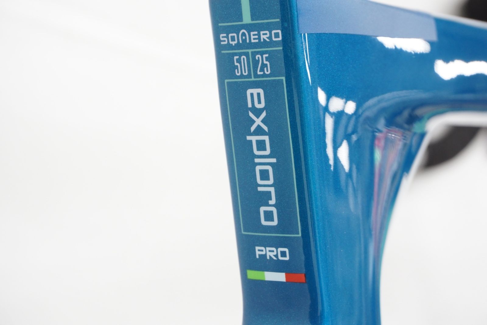 3T 「スリーティー」 EXPLORO PRO RIVAL 1x11s 2021年モデル グラベル