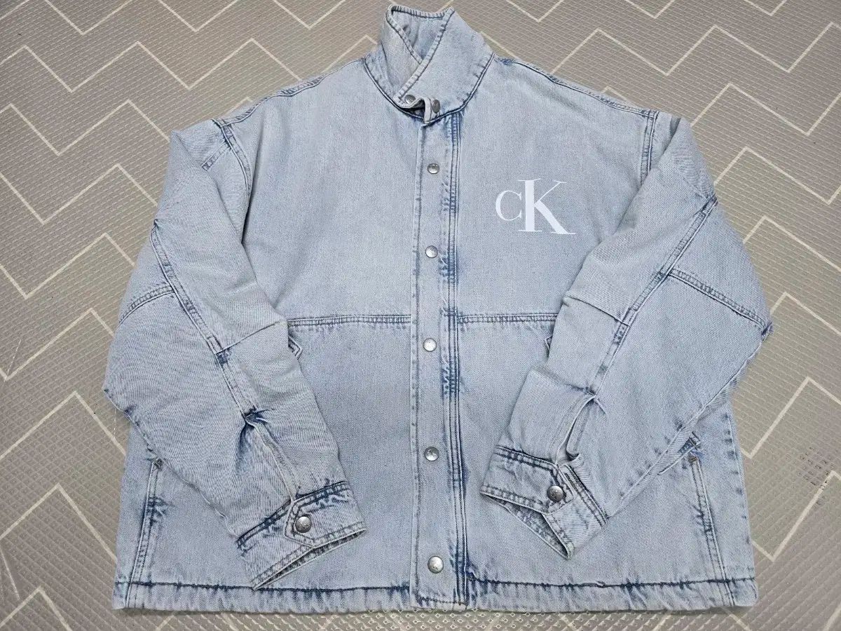 Calvin Klein カルバ ンクライン デニムジャケット