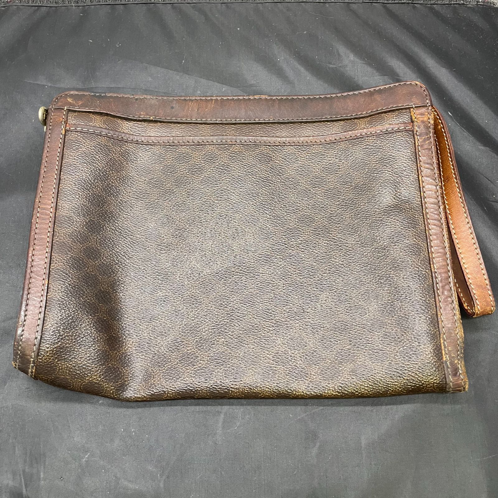 セリーヌ マカダム セカンドバッグ B25102043