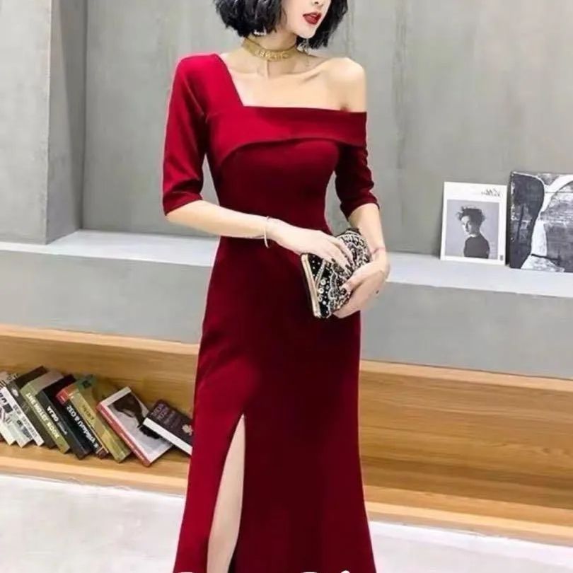 大胆スリット×マーメイドラインのロングドレス！結婚式やパーティーに最適！ 新品未使用大胆スリット×マーメイドラインのロングドレス！結婚