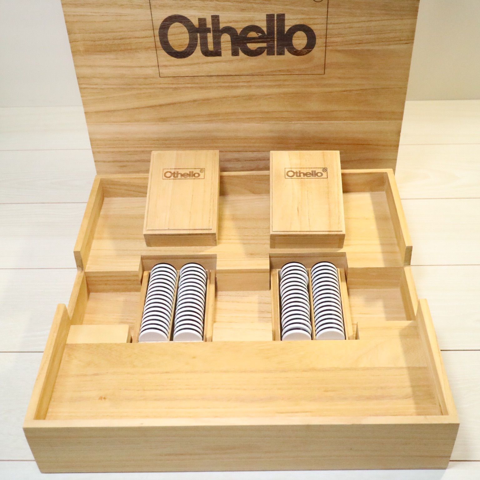 日本オセロ連盟 桐製DX Othello オセロ ボードゲーム japan-othello_a-2