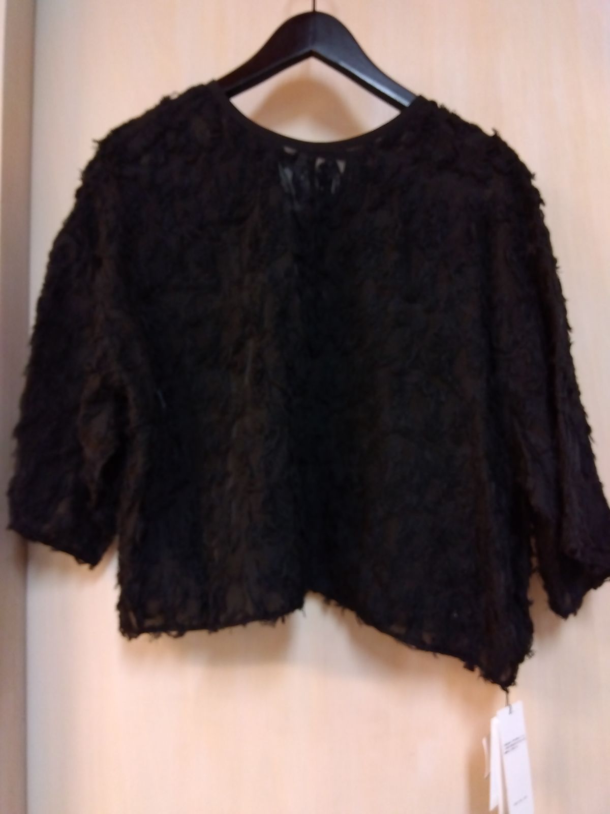 M 24 フィーリック ビギ シャギーボレロ カーディガン 美シルエットでかわいい