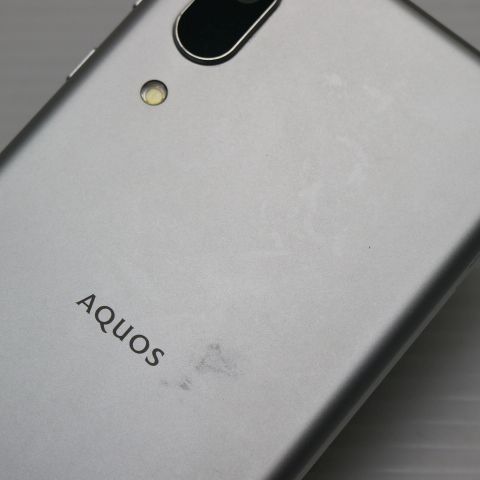 AQUOS - AQUOS seance3 Lite◆ｼﾙﾊﾞｰﾎﾜｲﾄ美品64GB 美品 SIMフリー AQUOS sense3 lite シルバーホワイト スマホ 白