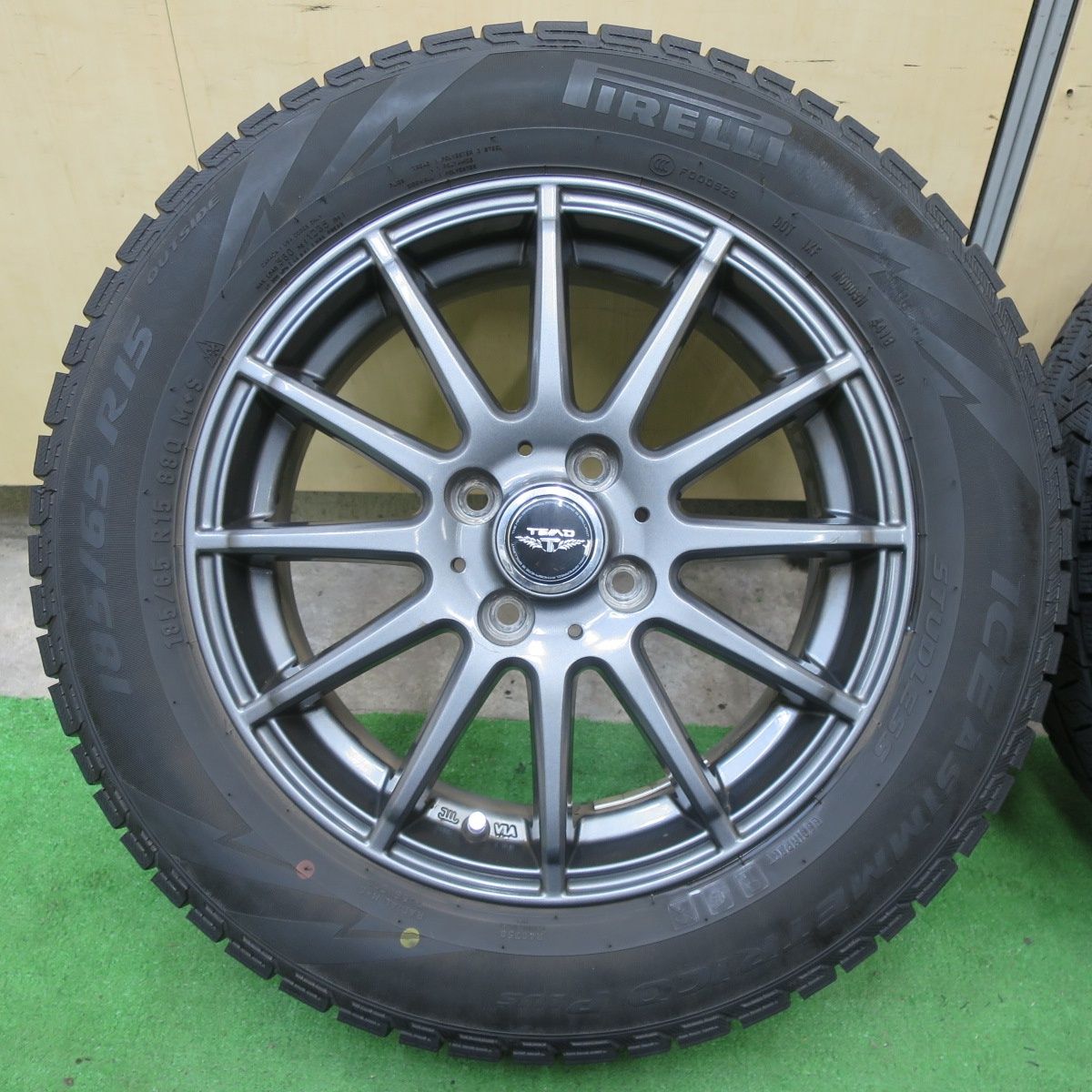 4本価格☆スタッドレス 185/65R15 ピレリ アイスアシンメトリコ プラス 