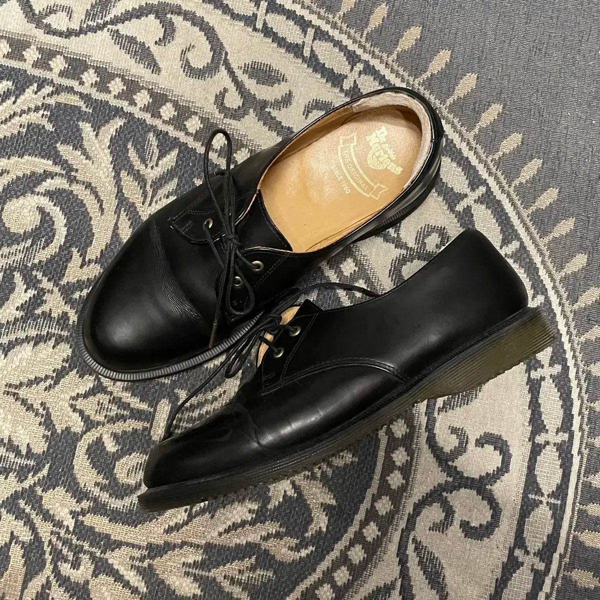 DR. MARTENS ドクターマーチン 女性 2 笏 ブルック 黒 ローファー