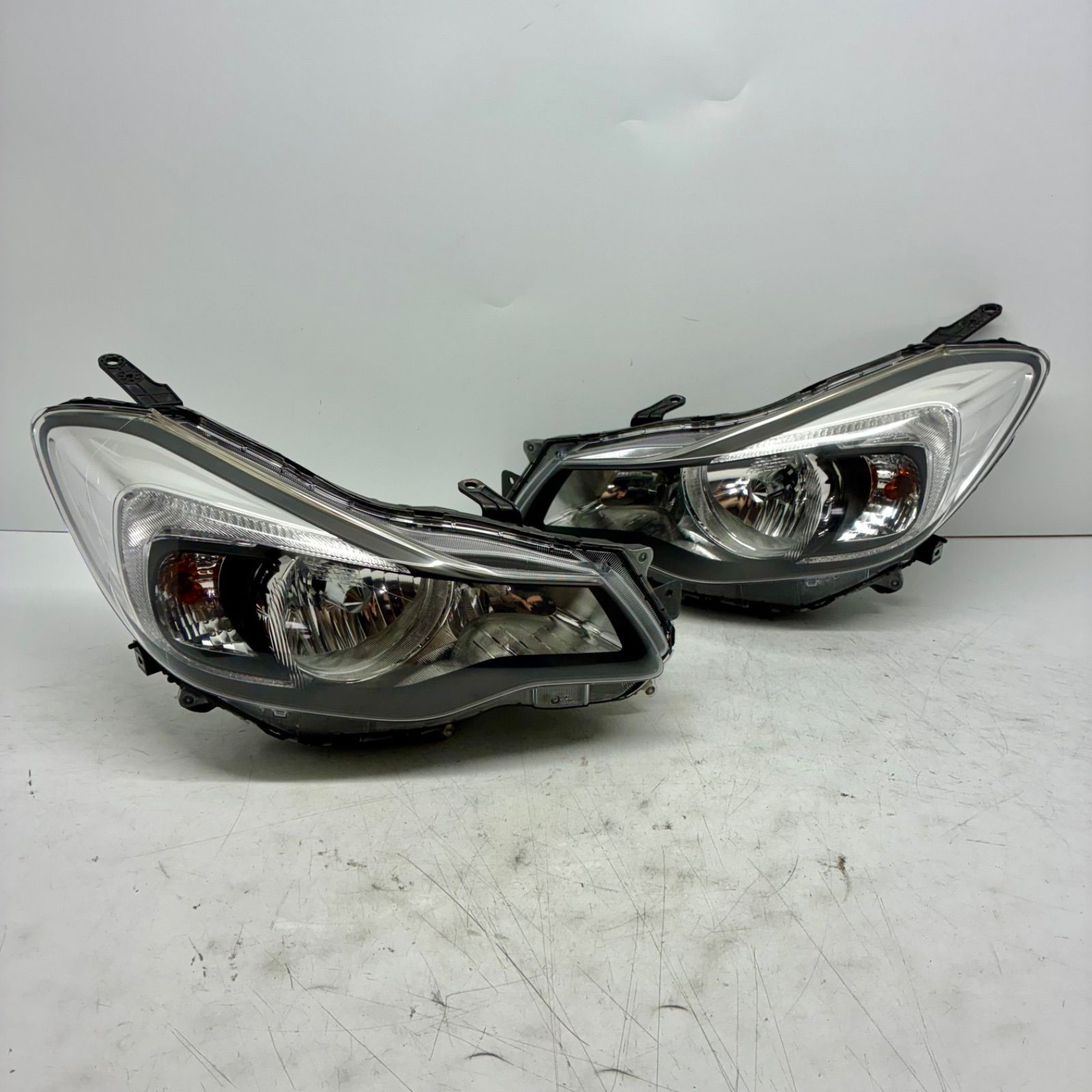 コーティング済 スバル GP2 GP3 GP6 GP7 インプレッサ ヘッドライト ランプ レンズ 左右セット LR HID 刻印 1F STANLEY P9932 P71490