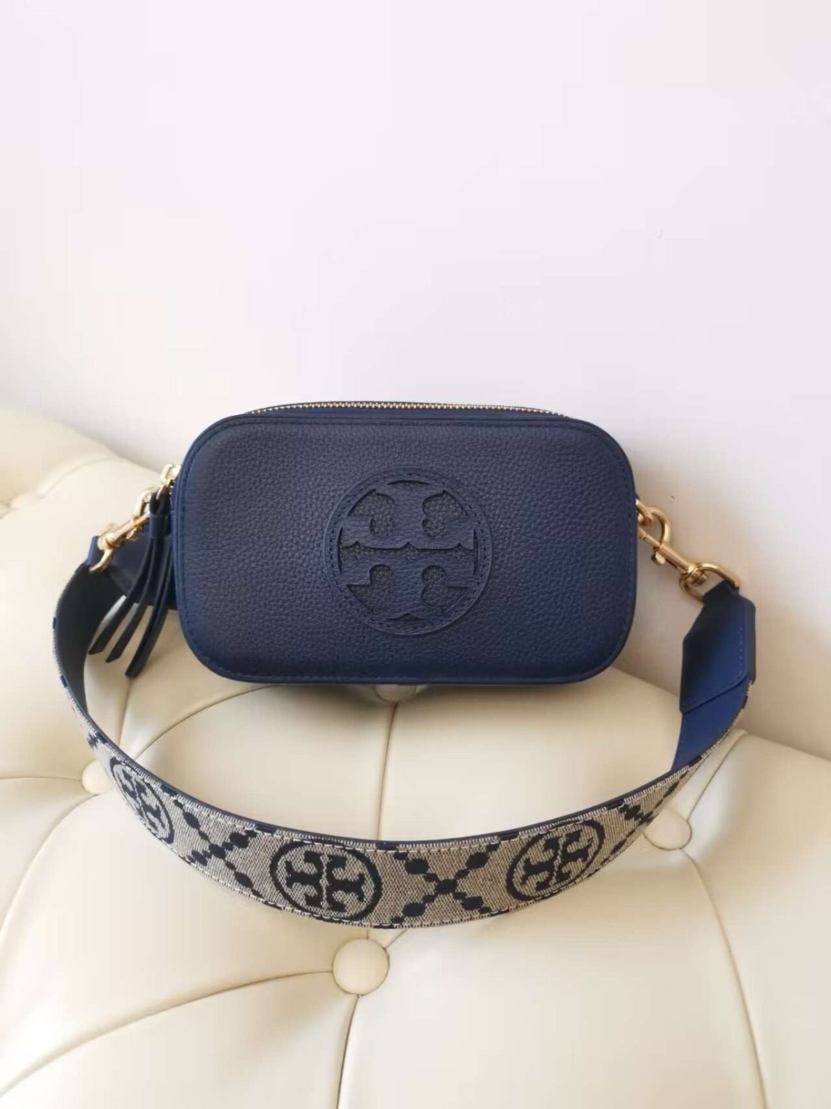 Tory Burch トリーバーチ ショルダーバッグ クロスバッグ