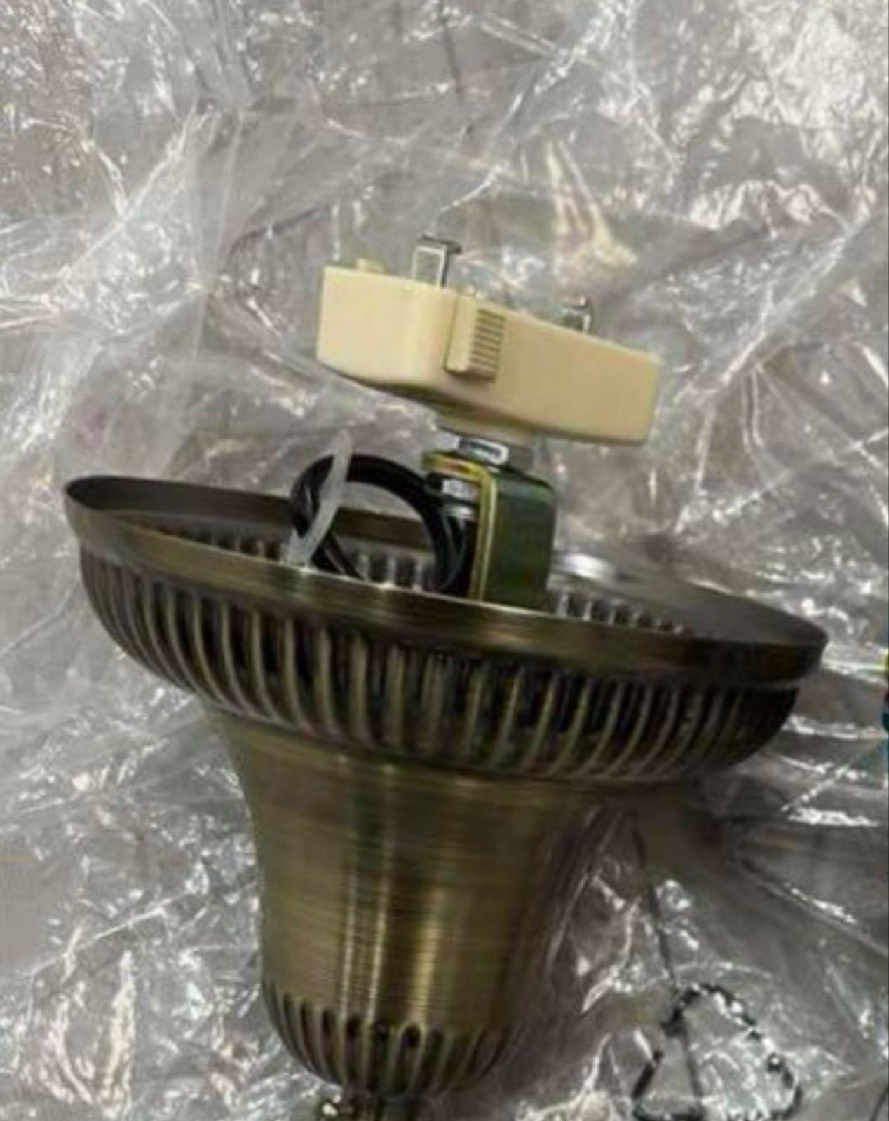 青と多色のモザイクペンダントライト