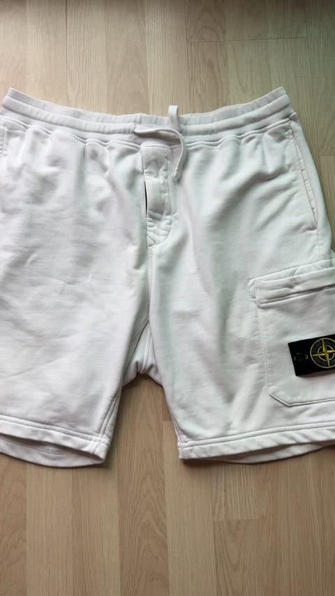 美品⭐︎本物⭐︎ストーンアイランド　ハーフパンツ　白　w32 XL STONE ISLAND(ストーンアイランド) ワッフェンパッチ 白