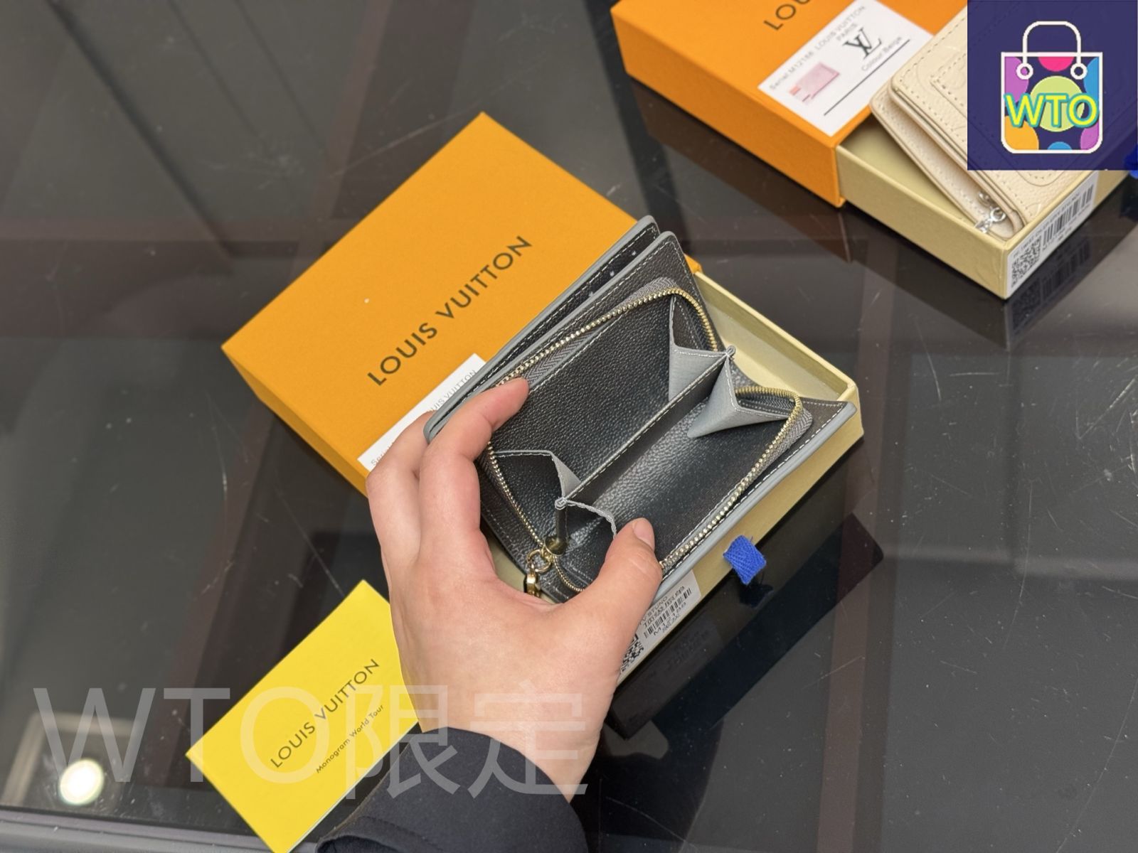 SNSでも人気☆【Loius Vuitton】コンパクトウォレット 今日特価】Louis Vuitton コンパクトウォレット（ジップコイン