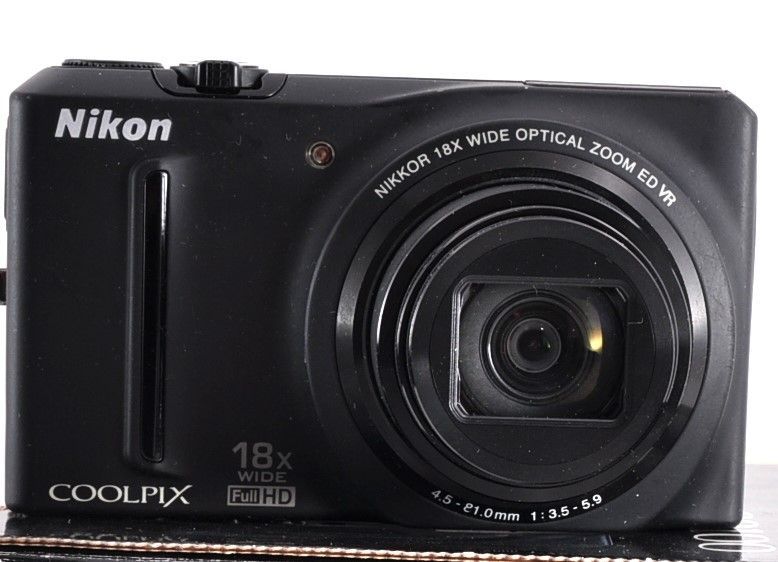 値下げ中★ 美品 Nikon COOLPIX S9100 付属品多数有り ニコン デジカメ　コンデジ　コンパクトデジカメ