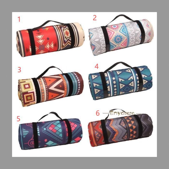 アウトドア レジャーシート 厚手 2人用 折り畳みコンパクト 収納袋付き 防水加工 バーベキュー キャンプ 海 ピクニック 洗濯 持ち運び便利