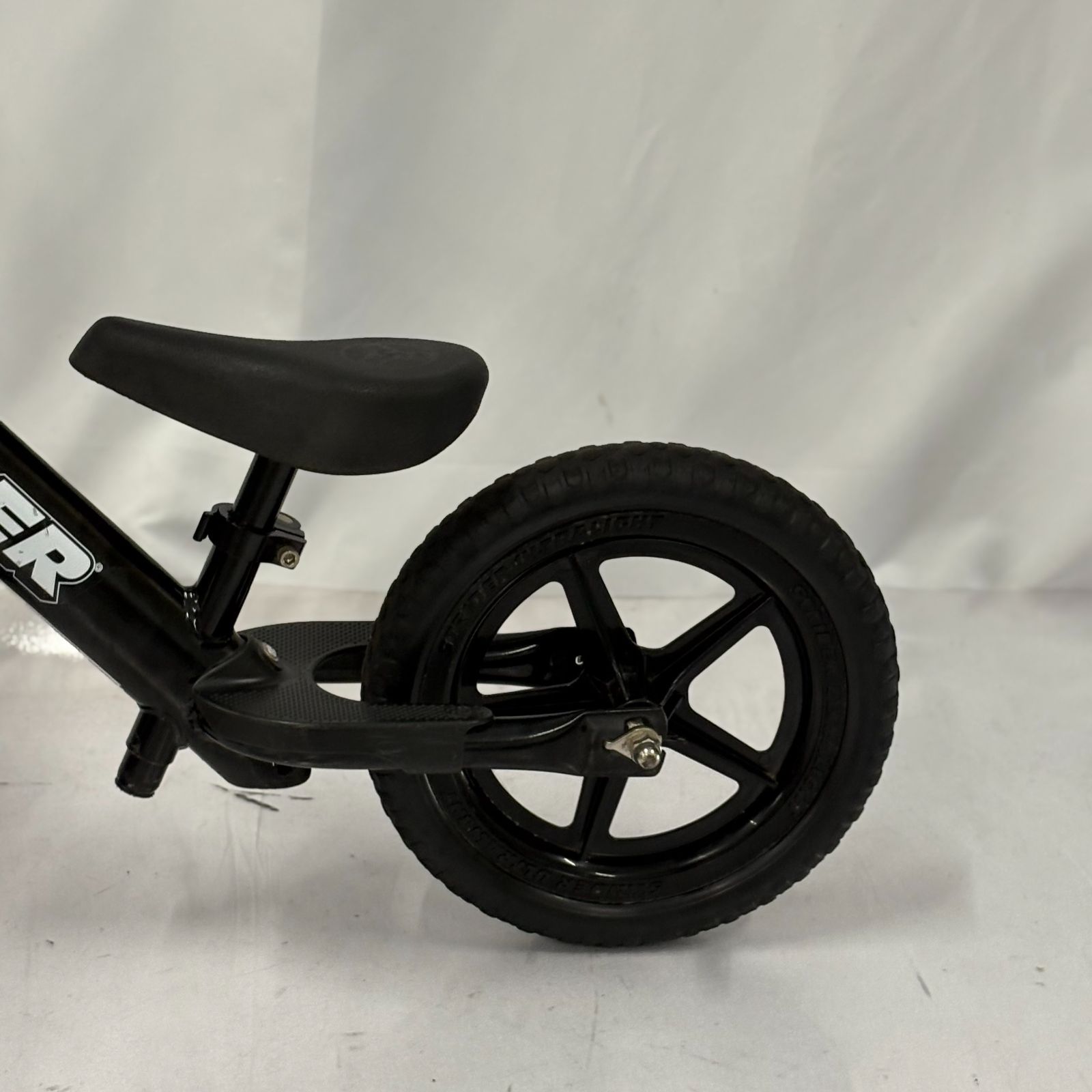 STRIDER 12 BLACK 美品 Amazon.co.jp: ストライダー スポーツモデル (STRIDER Sport) 12