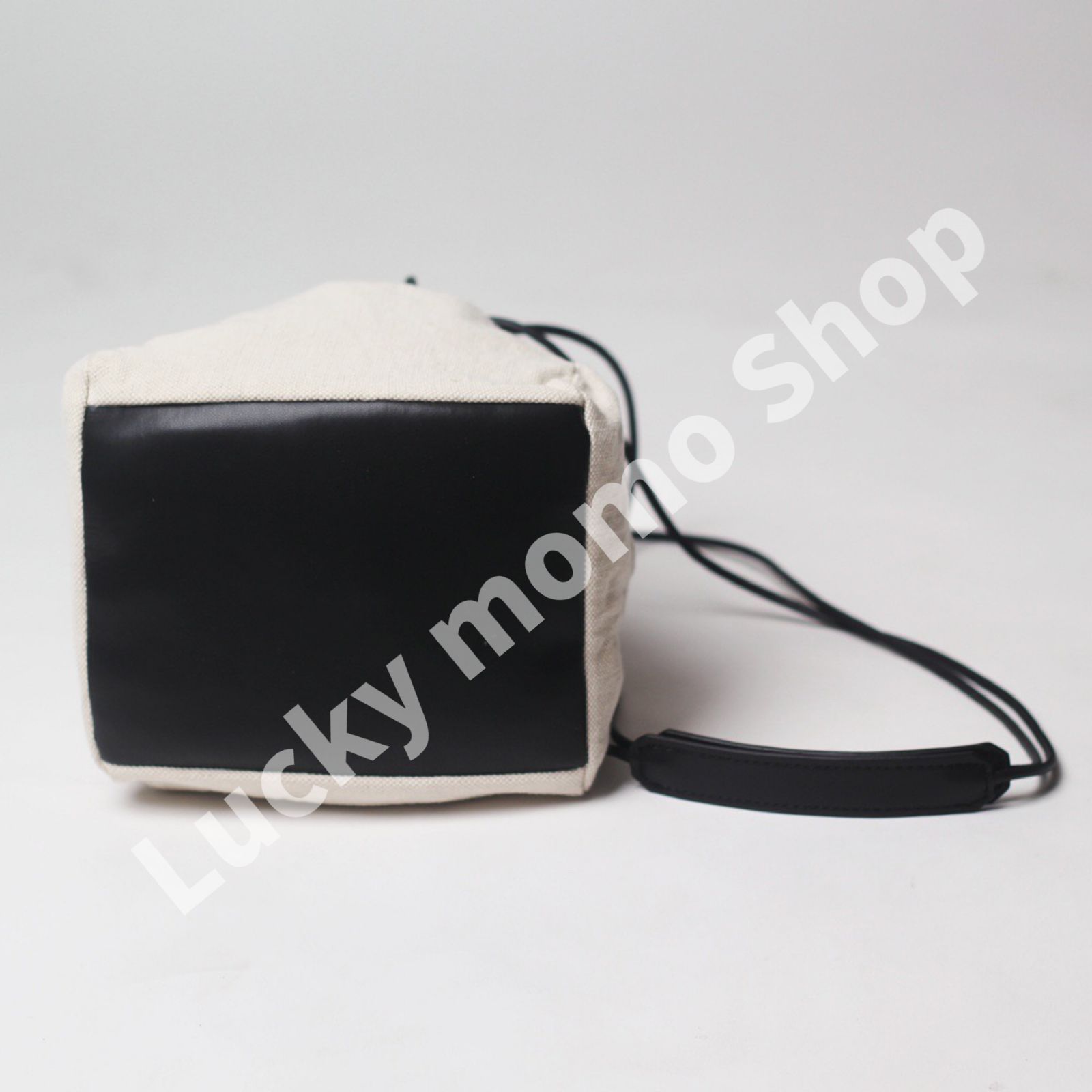 大人気 新品 JIL SANDER DRAWSTRING CROSSBODY BAG ジルサンダー ファッション レディース バッグ スモール ショルダーバッグ ドローストリングバッグ 斜め掛けショルダーバッグ ナチュラル×ブラック 2way