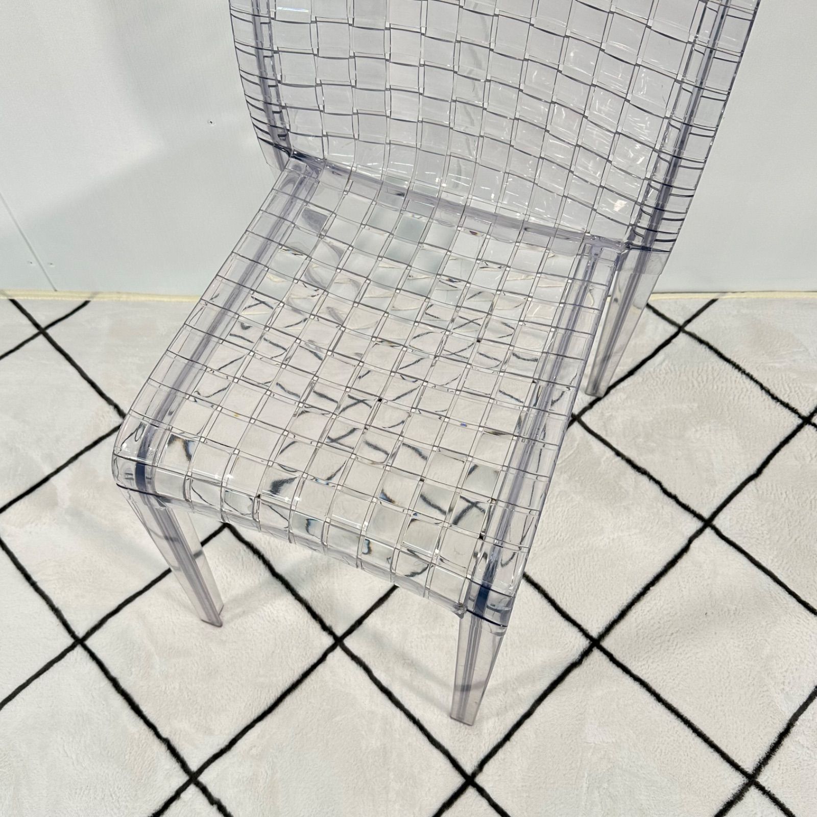 Kartell カルテル アミアミチェア クリスタル ダイニングチェア - メルカリ