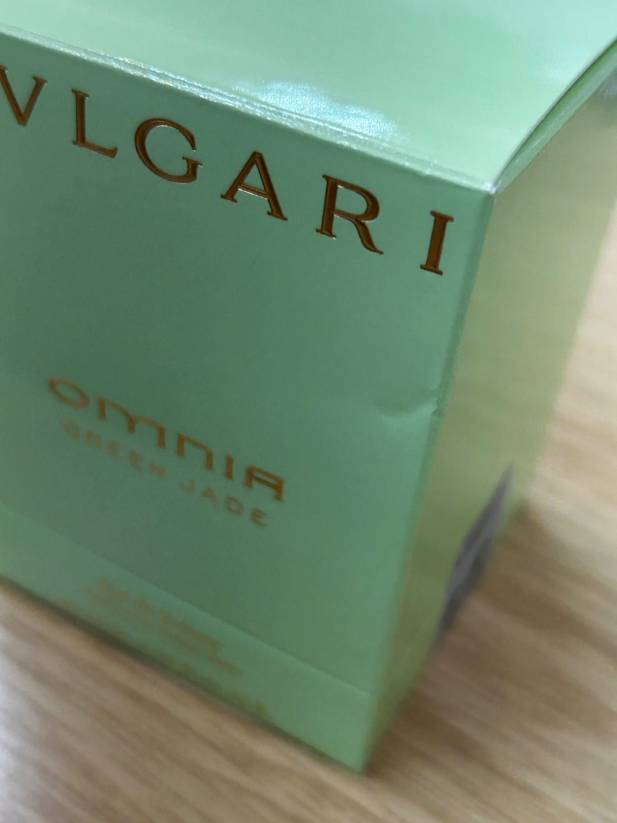 ブルガリ　オムニア グリーンジェイド 40ml オードトワレ Amazon | ブルガリ オムニア グリーン ジェイド オーデトワレスプレー