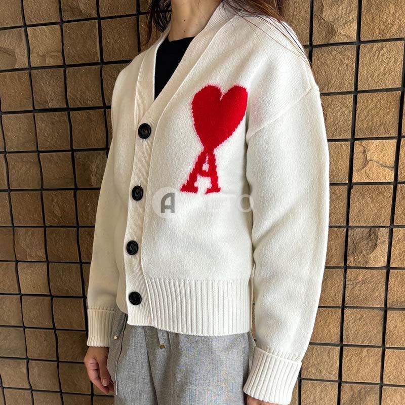 AMI PARISホワイト カーディガン 楽天市場】☆2025-2026秋冬物モデル☆ AMI PARIS アミ パリス UKC367U