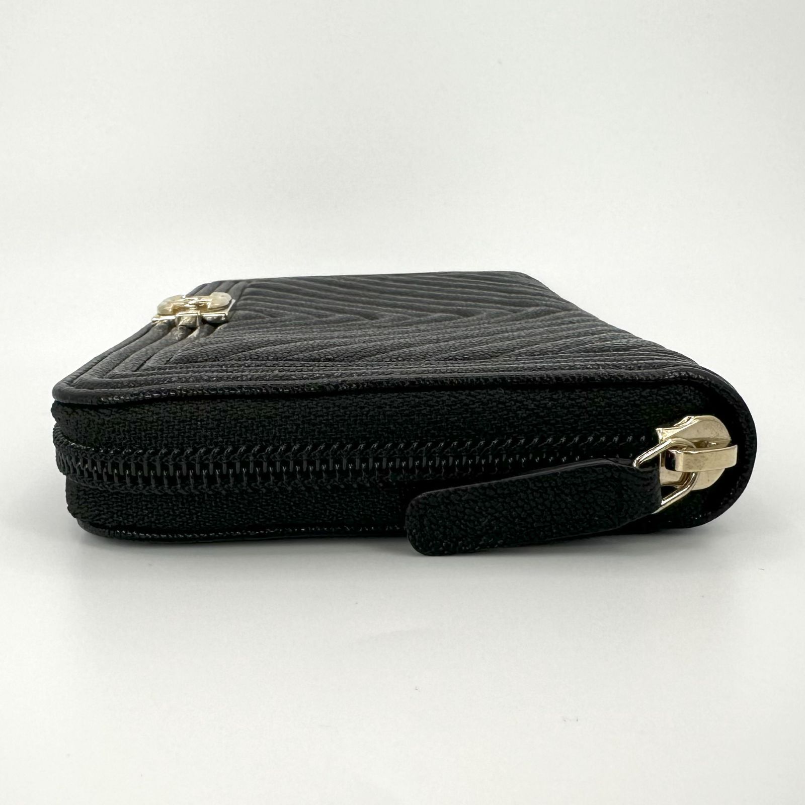 CHANEL ボーイシャネル シェブロン ココマーク Vステッチ レザー 長財布 CHANEL】シャネル ボーイシャネル シェブロンステッチ Vステッチ ココ