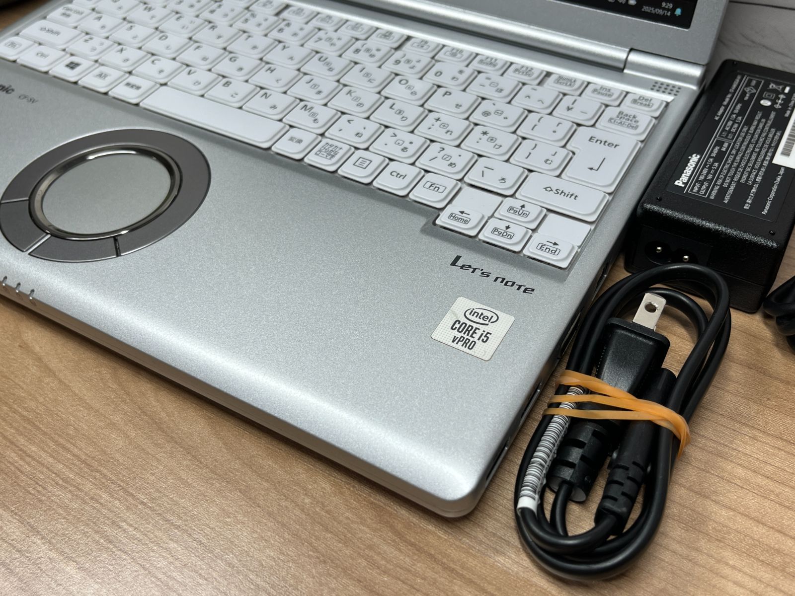 お買い得品＞05149 軽量 Panasonic レッツノート CF-SV9 8GB/SSD256 /i5 第10世代 office2024 ノートPC お買い得品＞05149 軽量 Panasonic レッツノート CF-SV9 8GB/SSD256