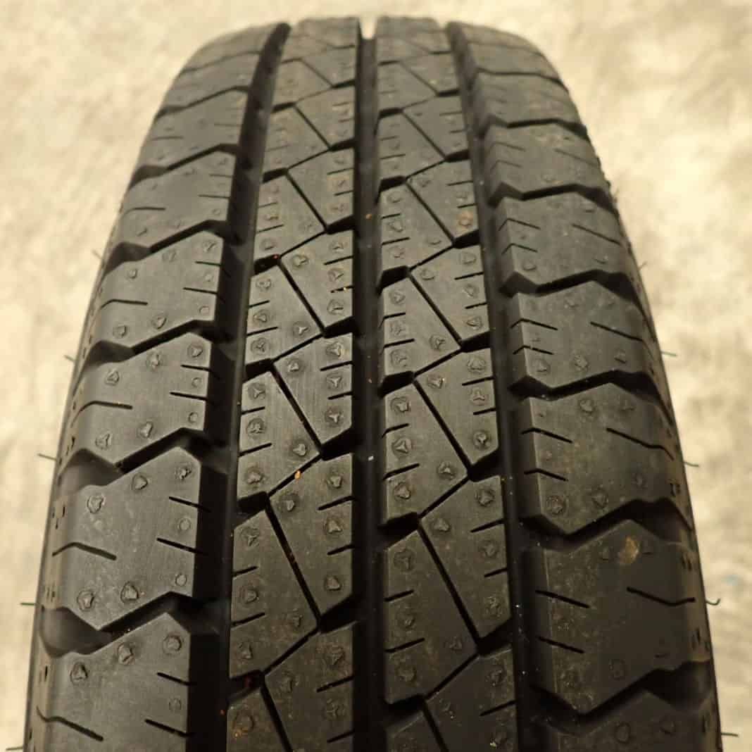 NO D3929-7