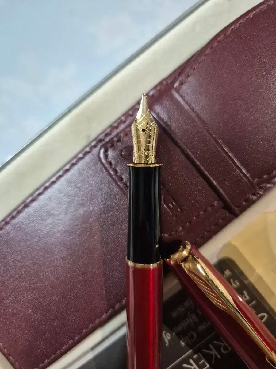 パーカー (PARKER) ニューソネット 赤 GT 18K 未使用 万年筆 P ー 45