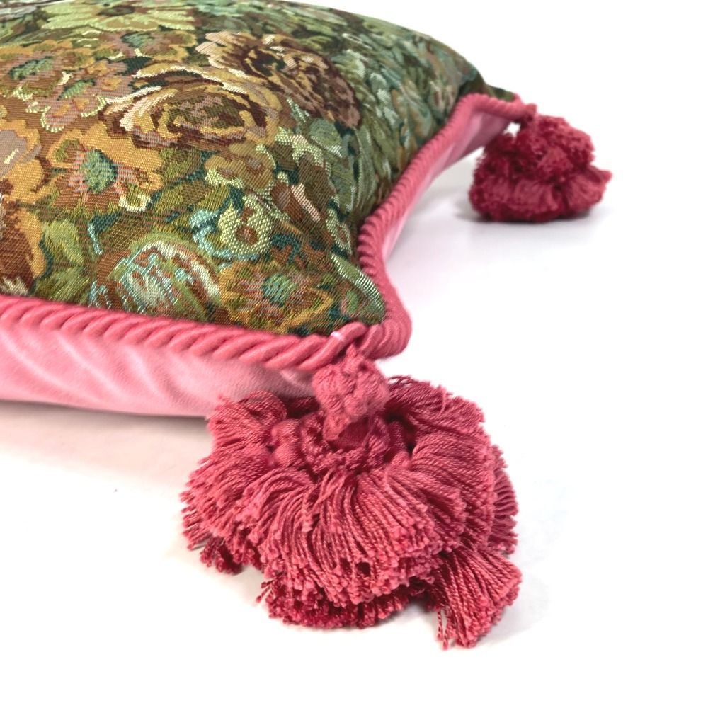 GUCCI グッチ クッション フローラ キャット 猫 花柄 482722