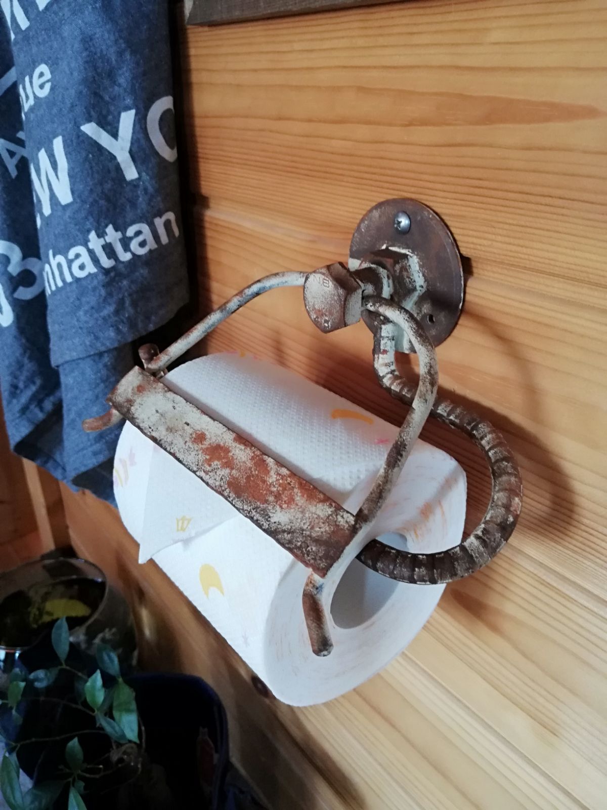 アイアン トイレットペーパーホルダー