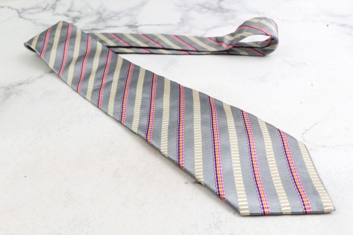 【美品】CANALI   カナーリ　ドット　シルク　イタリア カナーリ CANALI イタリア高級スーツブランド ドット柄