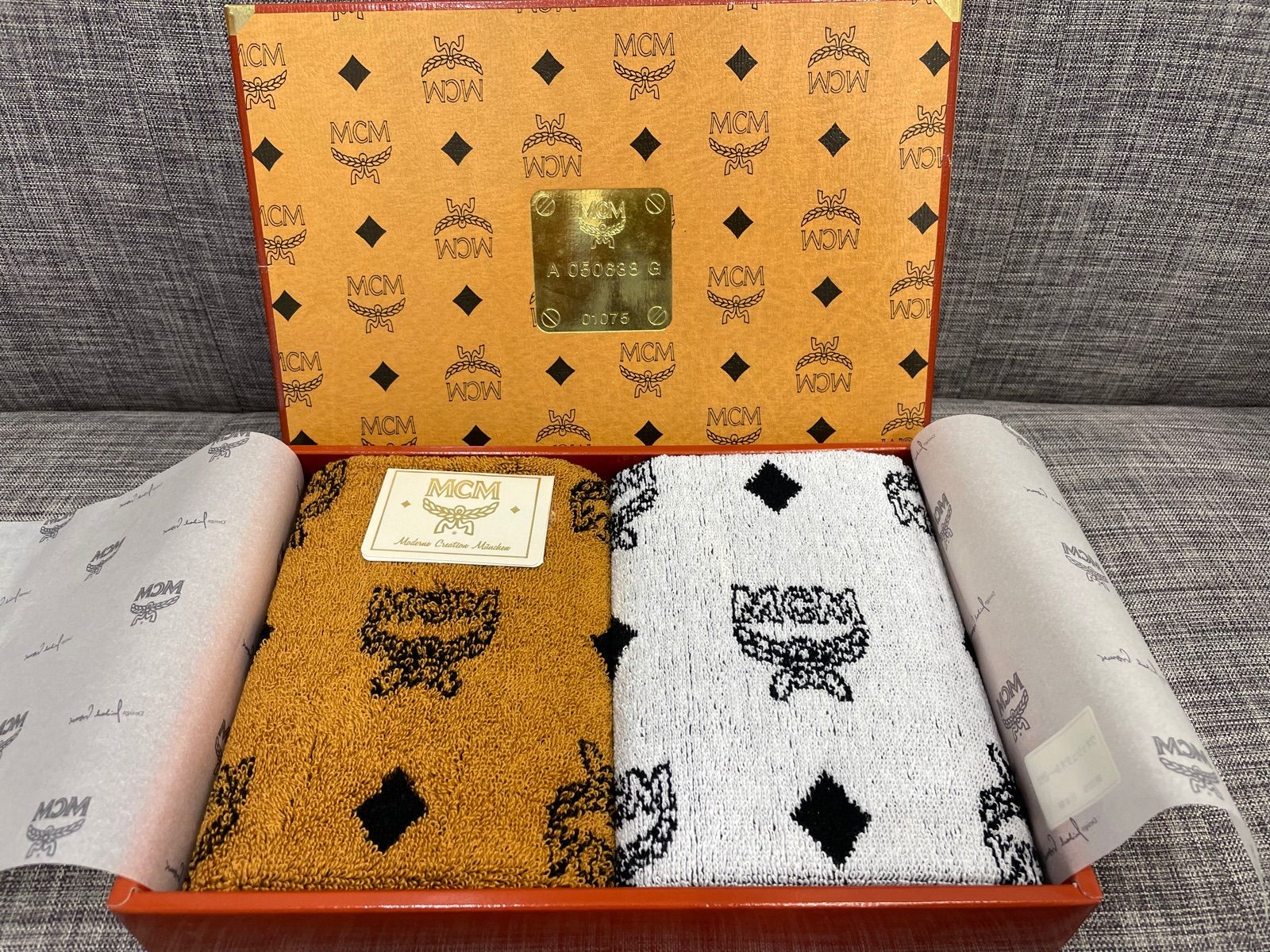 MCM ウォッシュタオル 2枚セット 未使用品 まとめ買い 期間期間