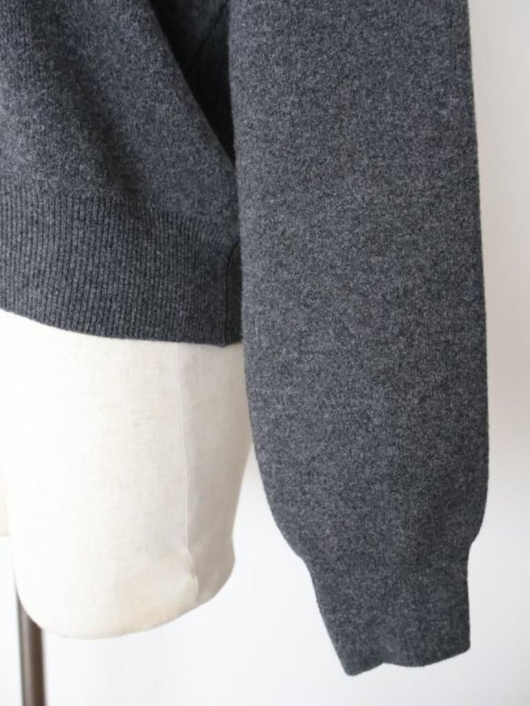 36 チャコールグレー