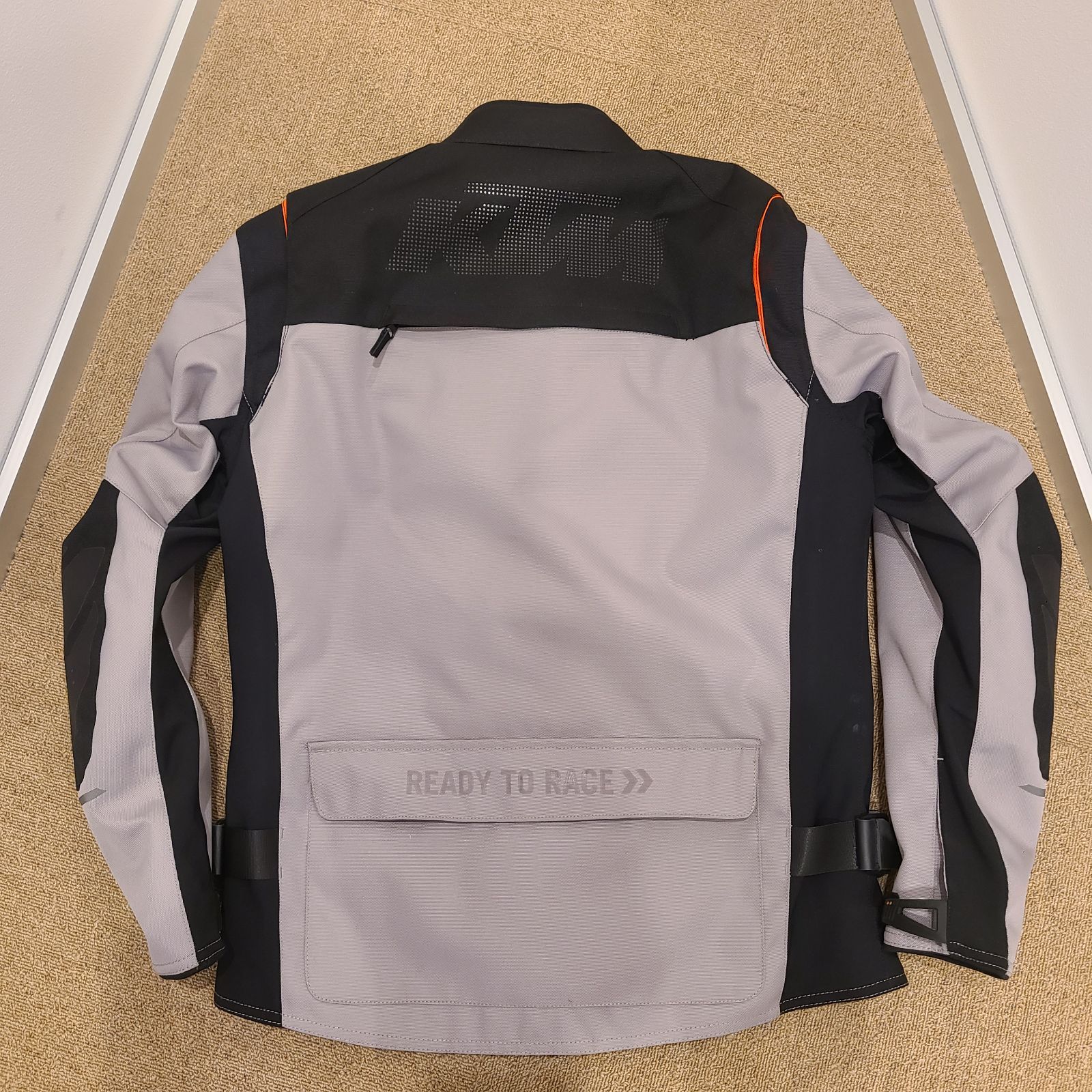 KTM TOURRAIN WP JACKET サイズM 新品展示品、汚れありのため値下げ