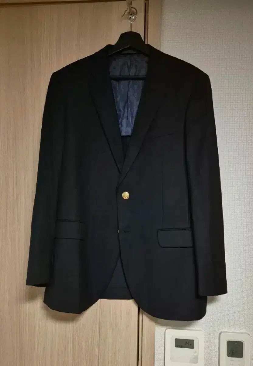 ジバンシィ（ givenchy ） ゴールド ロゴ ボタン ネイビー ジャケット 105 /ダークネイビー